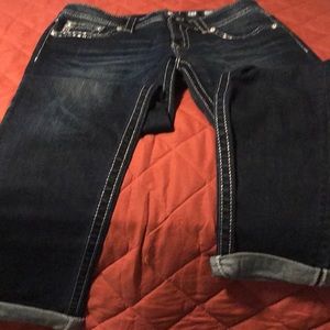 Like new Miss Me skinny jeans size 31
